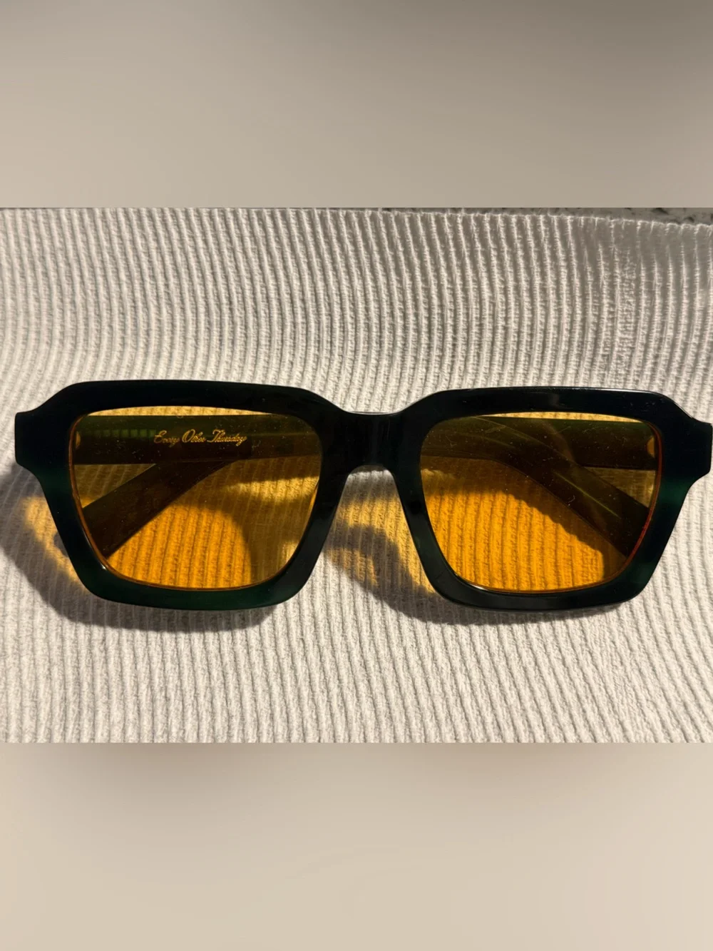 Men's Black Rectangle Sunglasses